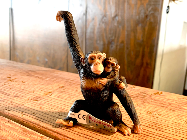 BULLYLAND CHIMPANZEE with BABY