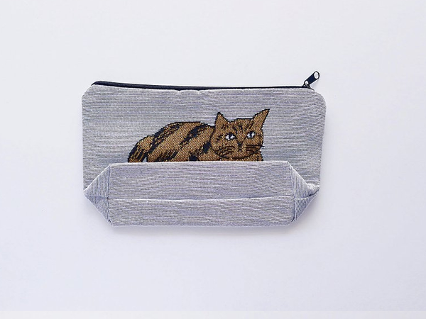 松尾ミユキ Cat Pouch｜表情豊かなネコ柄ポーチ｜コスメポーチ